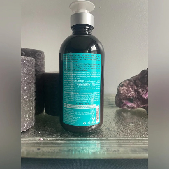 MoroccanOil Hydrating Styling Cream full size 300mls/10.2fl.oz - Picture 2 of 4